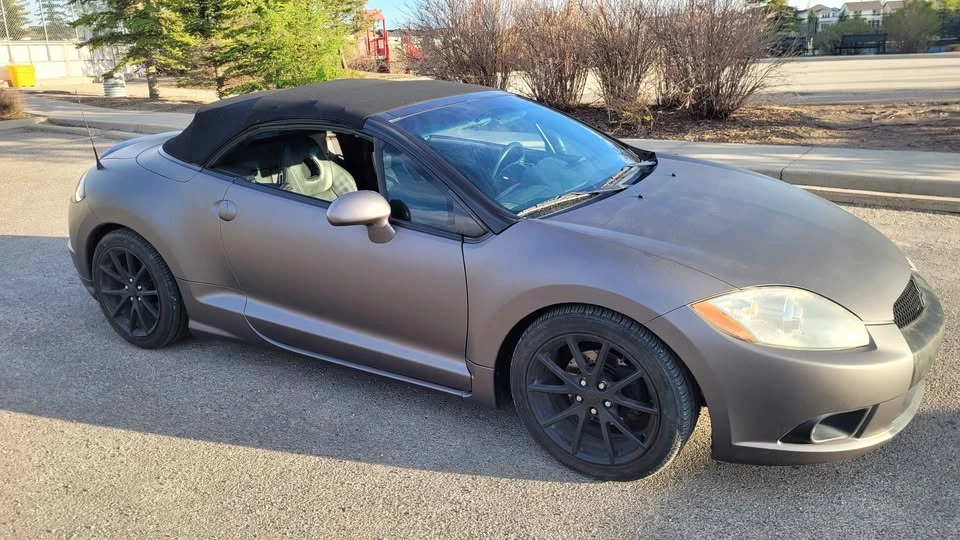 2009 Mitsubishi Eclipse - Image 2 of 13