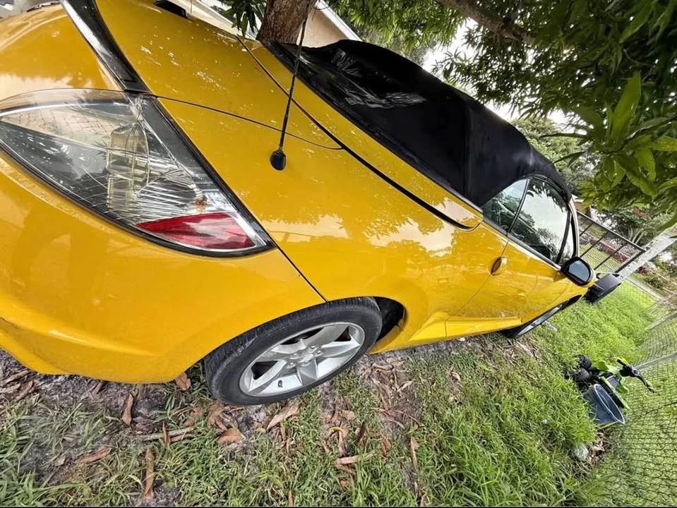 2009 Mitsubishi Eclipse 3rd Gen - Image 3 of 4