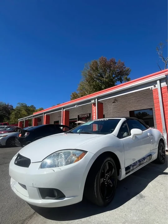 2009 Mitsubishi Eclipse 3rd Gen - Image 5 of 10