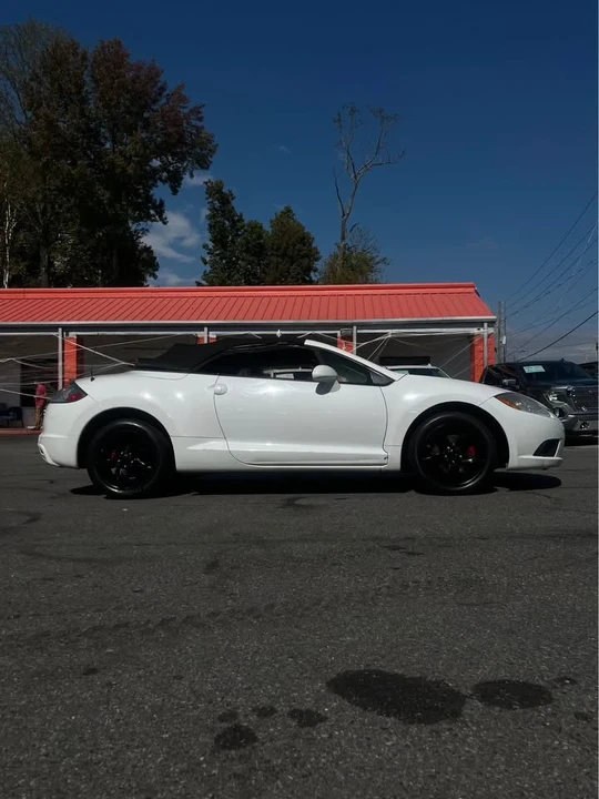2009 Mitsubishi Eclipse 3rd Gen - Image 5 of 14