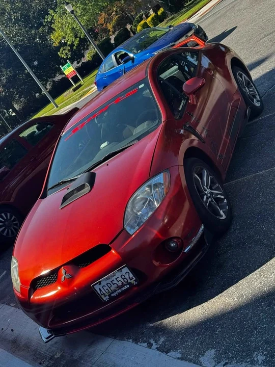 2009 Mitsubishi Eclipse 4th Gen - Image 2 of 5