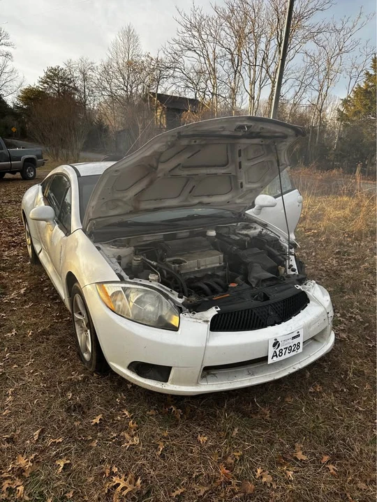 2009 Mitsubishi Eclipse 4th Gen - Image 4 of 11