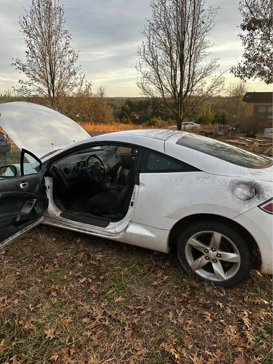2009 Mitsubishi Eclipse 4th Gen - Image 2 of 11
