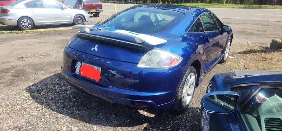 2009 Mitsubishi Eclipse 4th Gen - Image 3 of 10