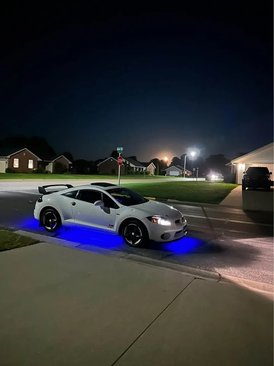 2009 Mitsubishi Eclipse 4th Gen - Image 17 of 18