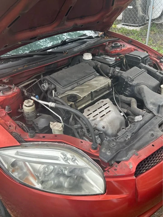 2009 Mitsubishi Eclipse 4th Gen - Image 5 of 9