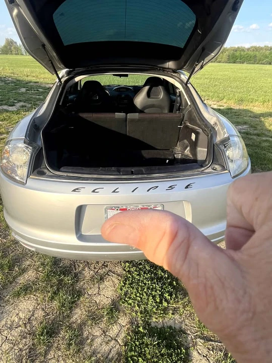 2009 Mitsubishi Eclipse 4th Gen - Image 4 of 8