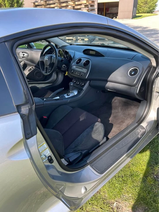 2009 Mitsubishi Eclipse 4th Gen - Image 8 of 10