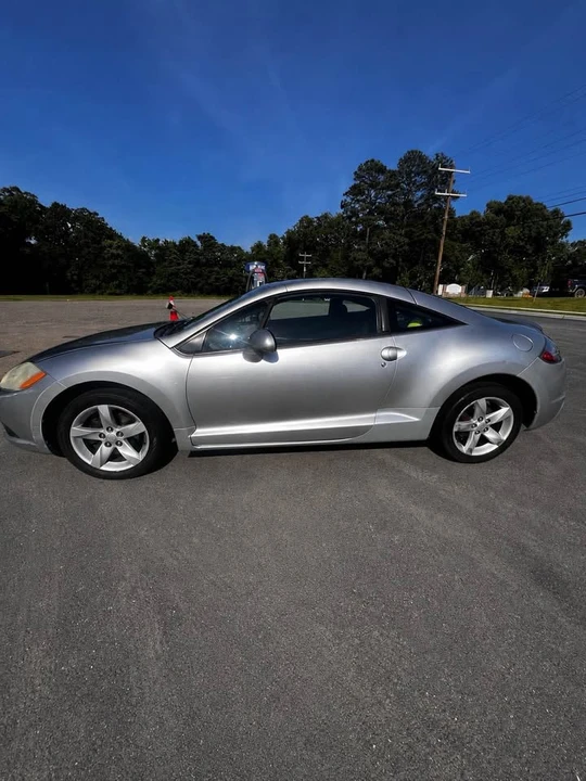 2009 Mitsubishi Eclipse 4th Gen - Image 5 of 10