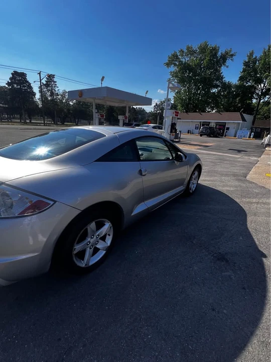 2009 Mitsubishi Eclipse 4th Gen - Image 3 of 10