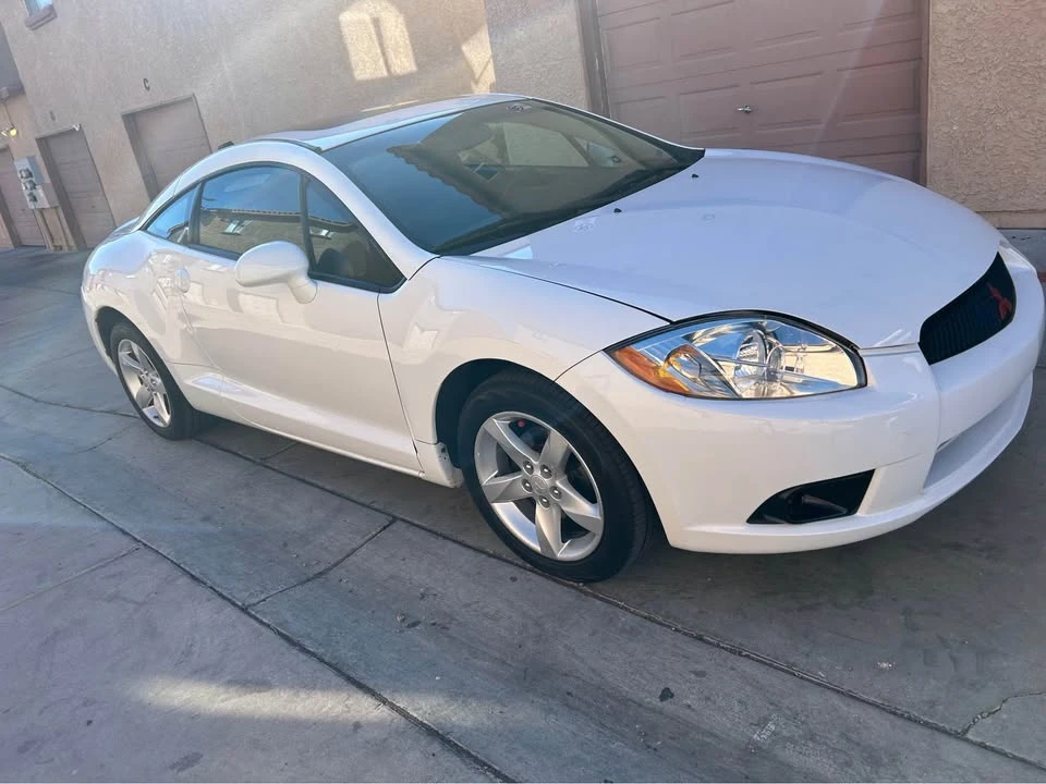 2009 Mitsubishi Eclipse 4th Gen - Image 3 of 9