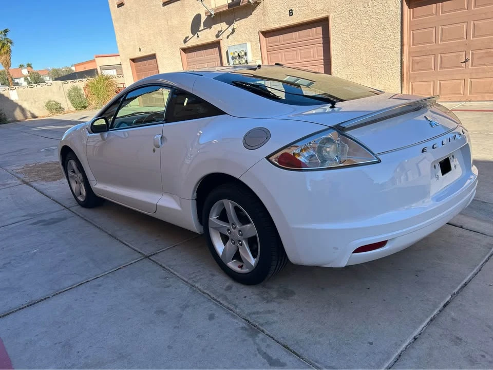 2009 Mitsubishi Eclipse 4th Gen - Image 4 of 9