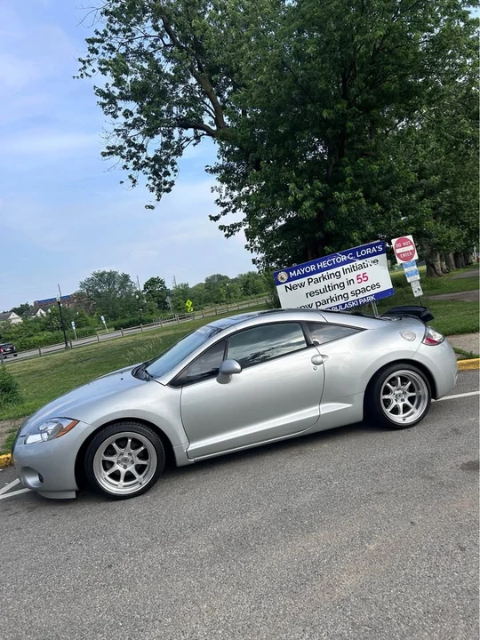 2009 Mitsubishi Eclipse 4th Gen - Image 3 of 4