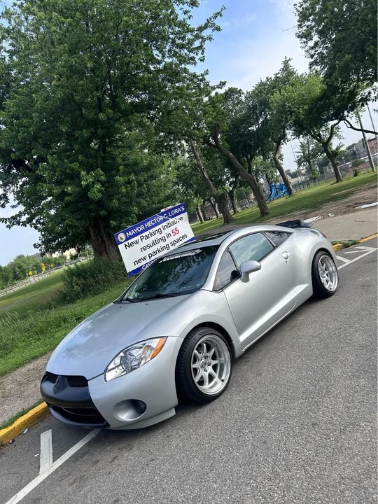2009 Mitsubishi Eclipse 4th Gen - Image 2 of 4