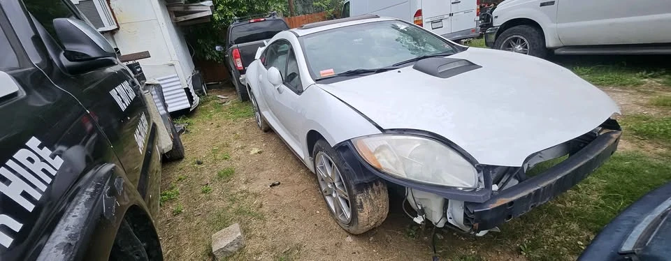 2009 Mitsubishi Eclipse 4th Gen - Image 4 of 6