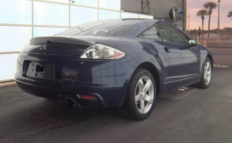 2009 Mitsubishi Eclipse 3rd Gen - Image 4 of 4