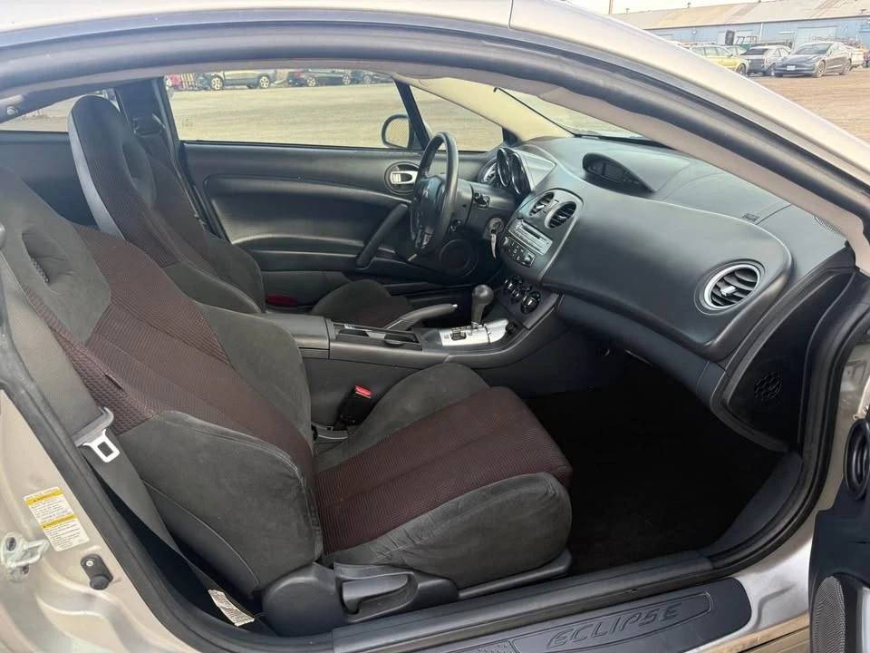 2009 Mitsubishi Eclipse 4th Gen - Image 12 of 15