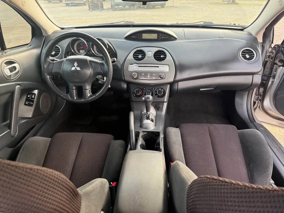 2009 Mitsubishi Eclipse 4th Gen - Image 9 of 15