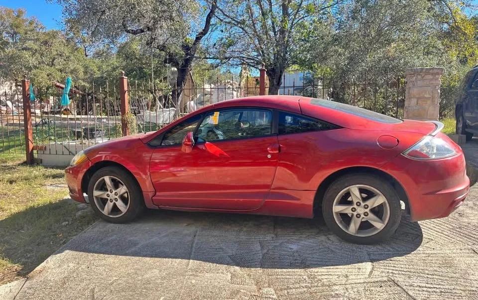 2009 Mitsubishi Eclipse 4th Gen - Image 5 of 8