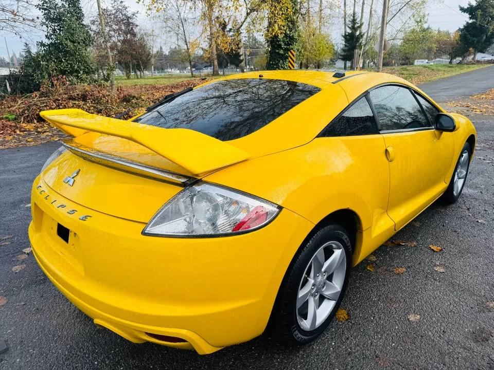 2009 Mitsubishi Eclipse 4th Gen - Image 2 of 12