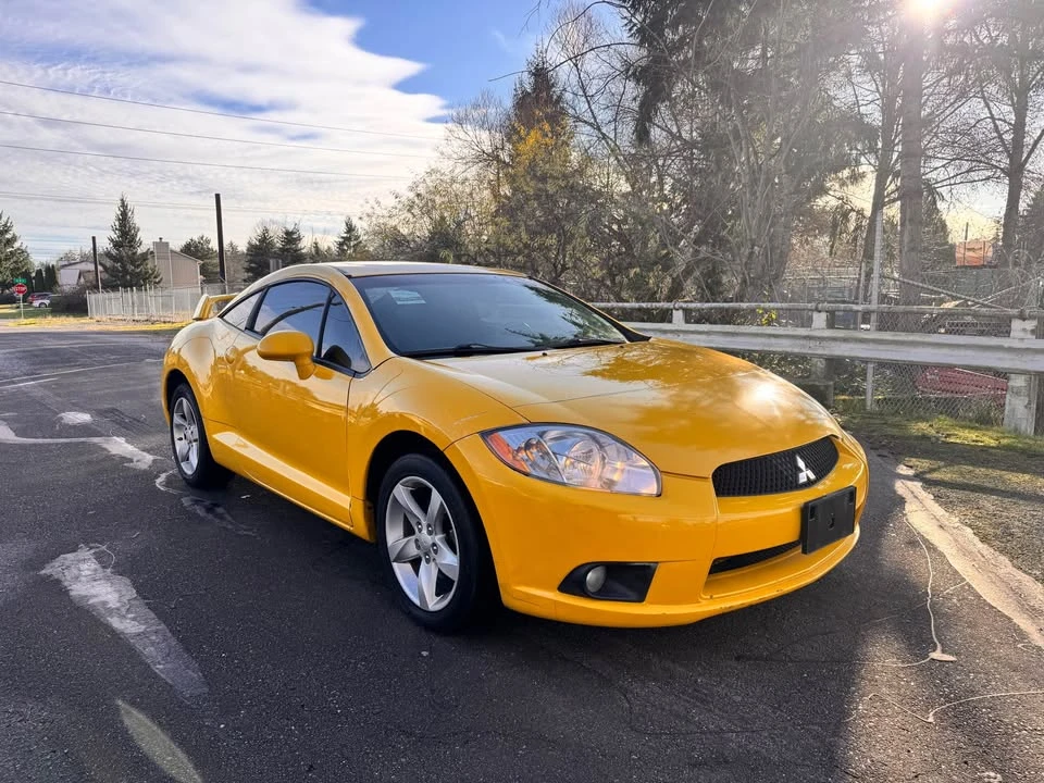2009 Mitsubishi Eclipse 4th Gen - Image 2 of 12