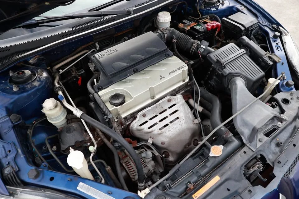 2009 Mitsubishi Eclipse 4th Gen - Image 16 of 16