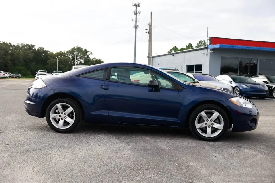 2009 Mitsubishi Eclipse 4th Gen - Image 2 of 16