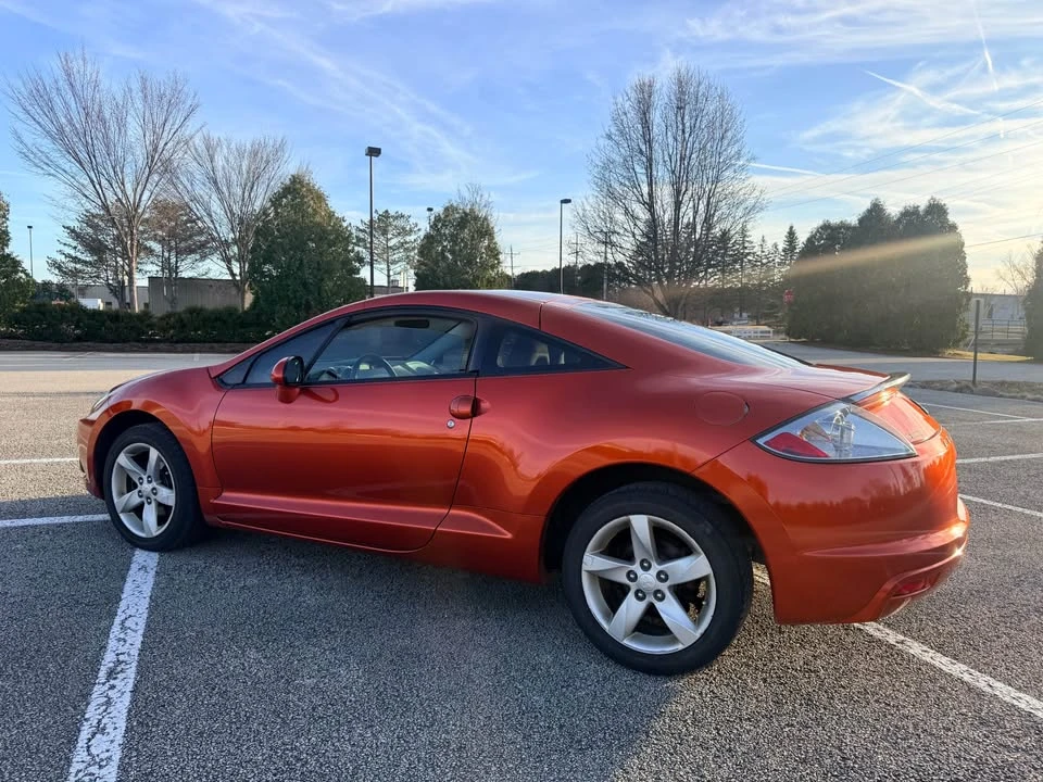 2009 Mitsubishi Eclipse 4th Gen - Image 4 of 10