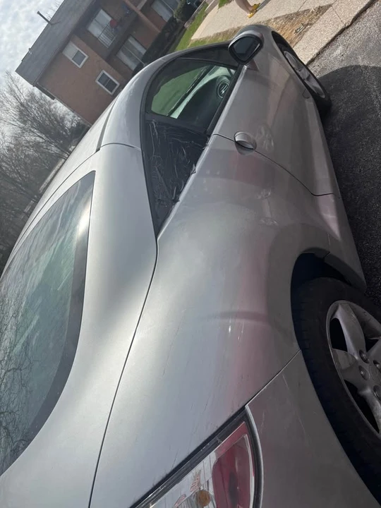 2009 Mitsubishi Eclipse 4th Gen - Image 5 of 12