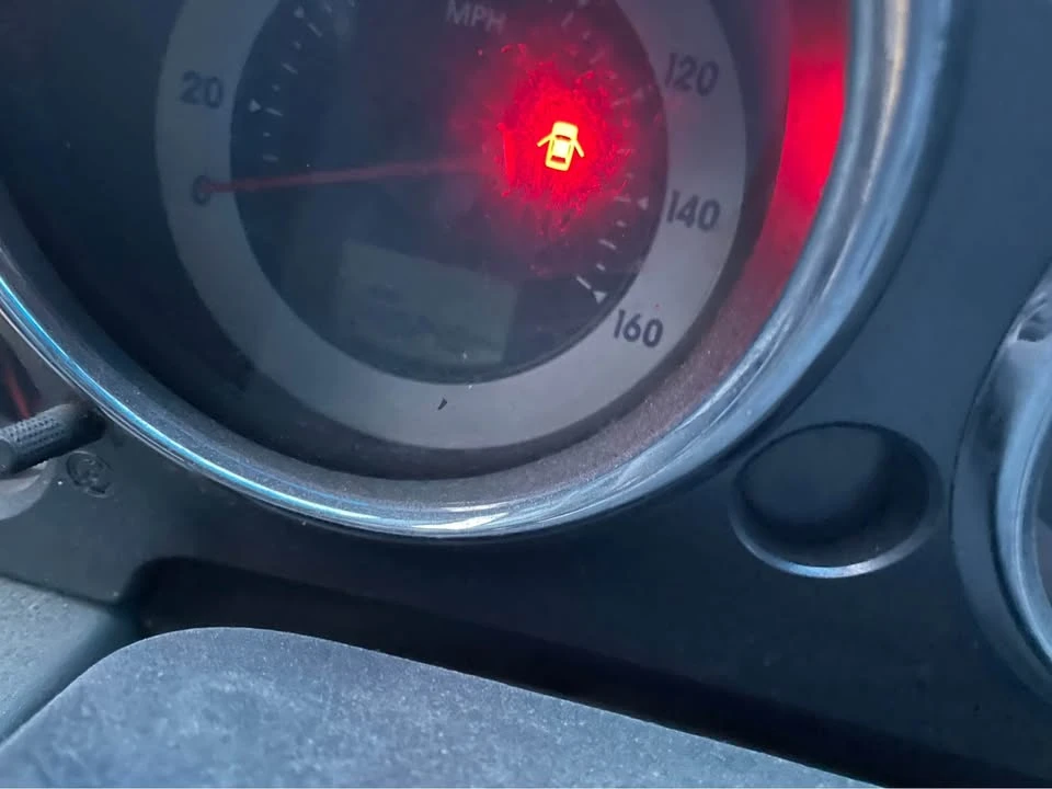 2009 Mitsubishi Eclipse 4th Gen - Image 11 of 11