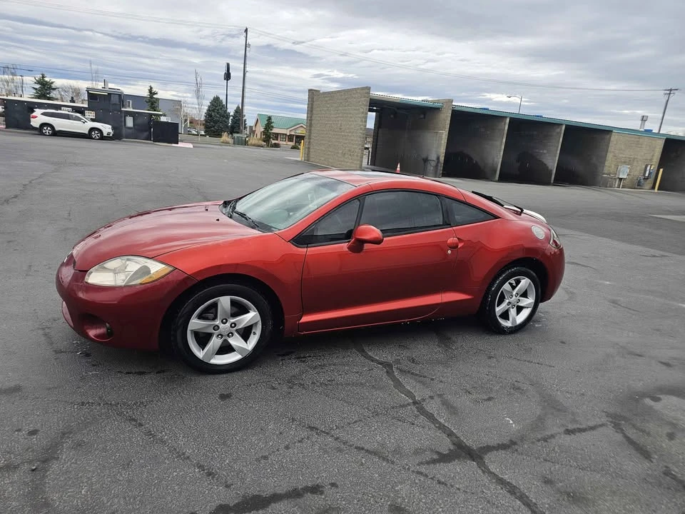 2009 Mitsubishi Eclipse 4th Gen - Image 2 of 10