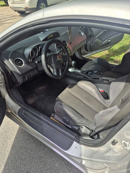 2009 Mitsubishi Eclipse 4th Gen - Image 7 of 11