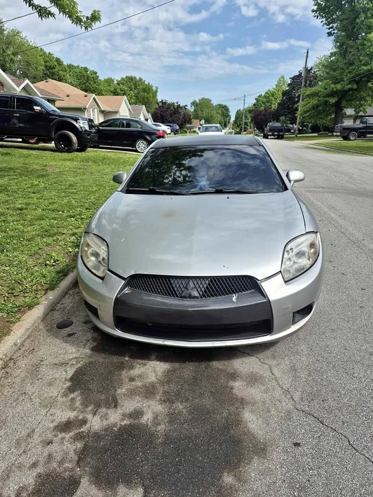 2009 Mitsubishi Eclipse 4th Gen - Image 2 of 11