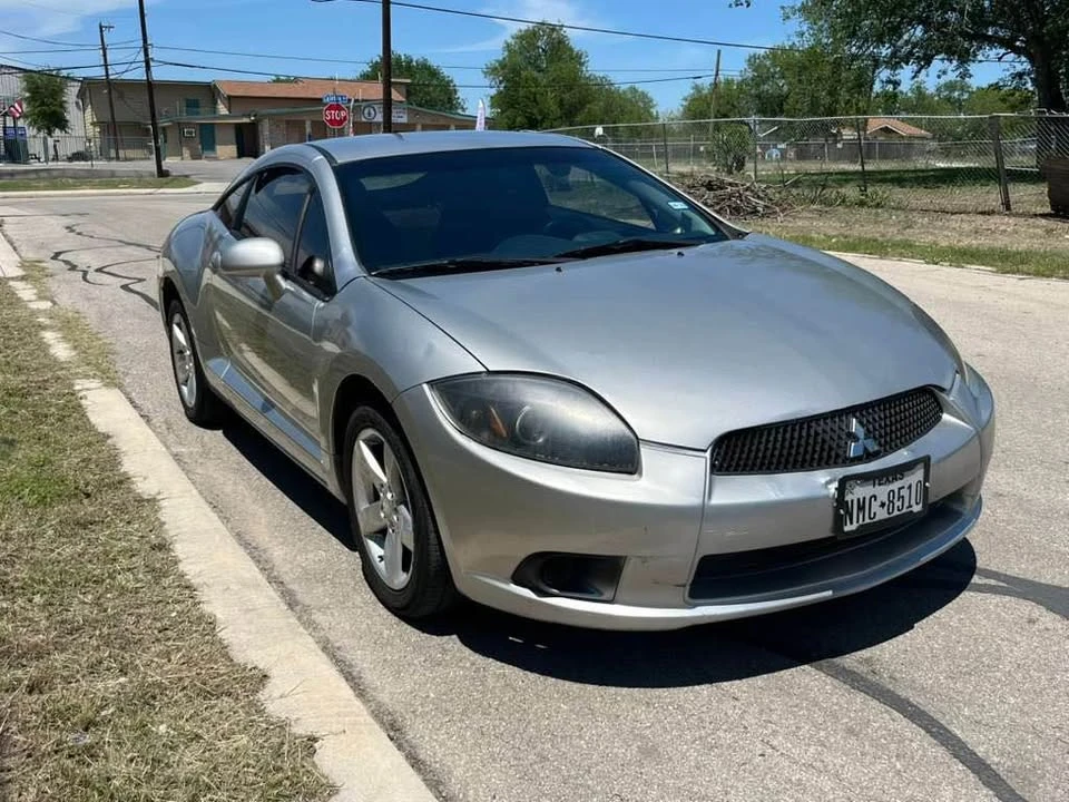 2009 Mitsubishi Eclipse 4th Gen - Image 3 of 12