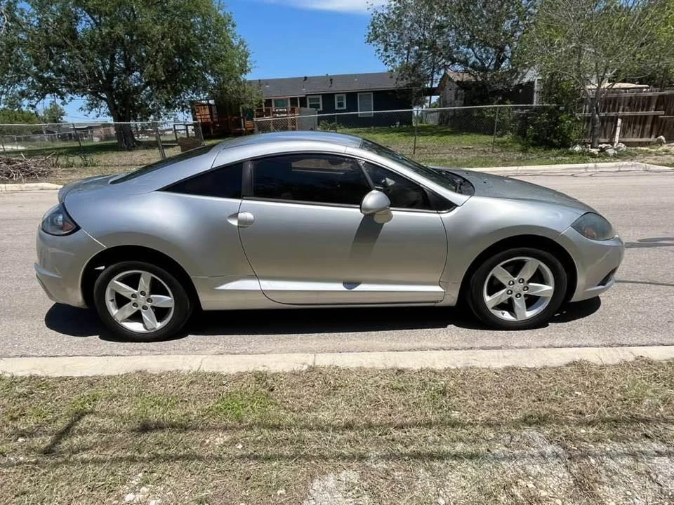 2009 Mitsubishi Eclipse 4th Gen - Image 4 of 12