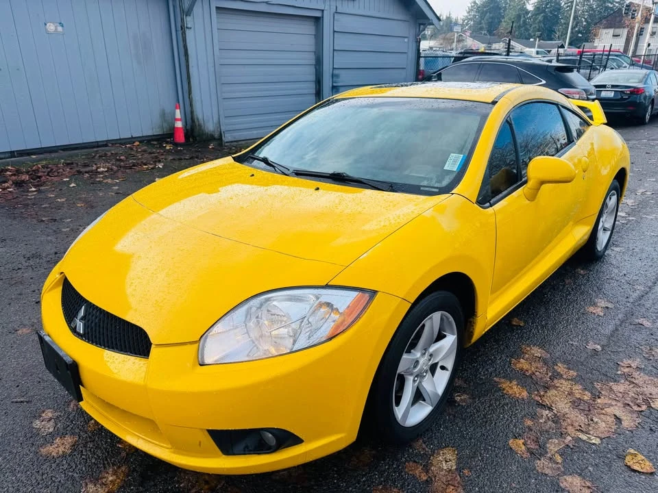 2009 Mitsubishi Eclipse 4th Gen - Image 2 of 13