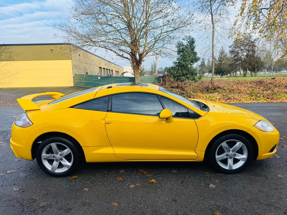 2009 Mitsubishi Eclipse 4th Gen - Image 5 of 13