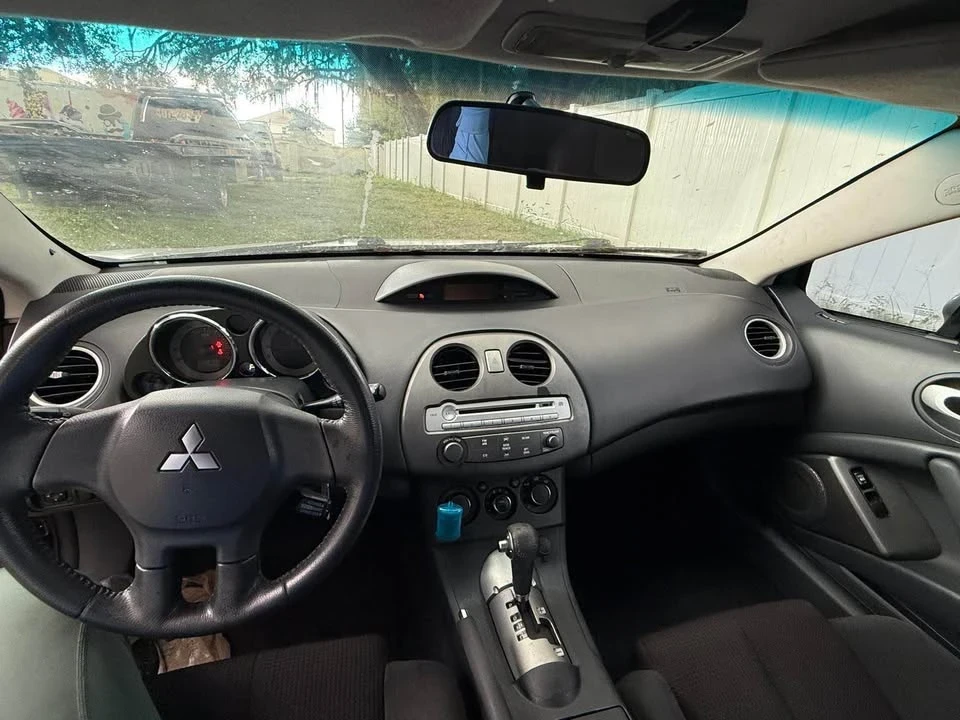 2009 Mitsubishi Eclipse 4th Gen - Image 5 of 8