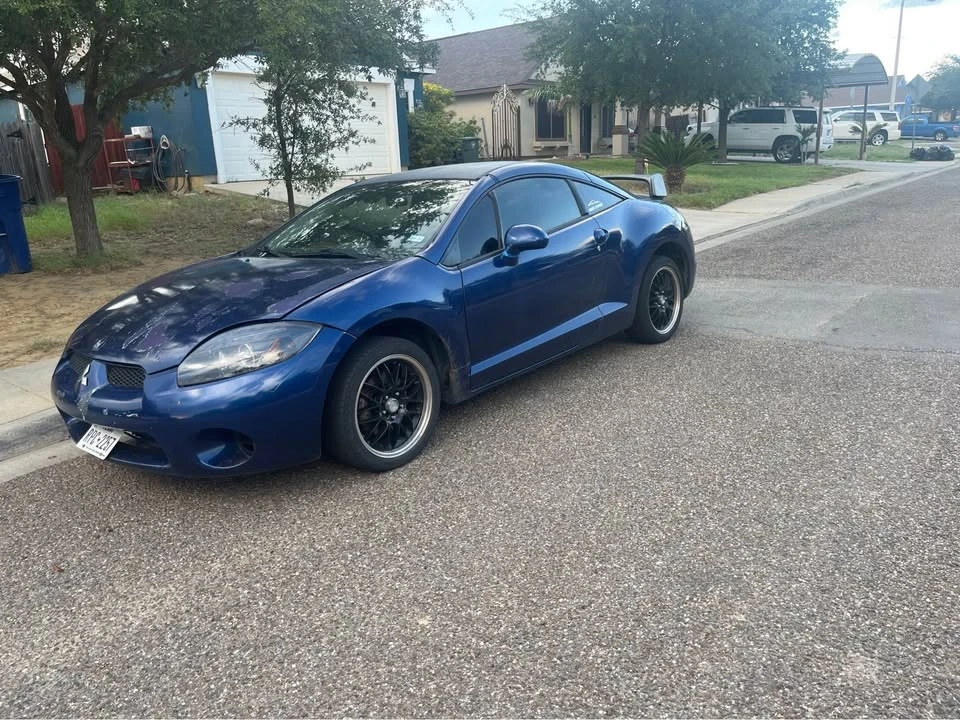 2009 Mitsubishi Eclipse 3rd Gen - Image 5 of 7