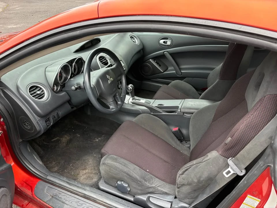 2009 Mitsubishi Eclipse 4th Gen - Image 9 of 12