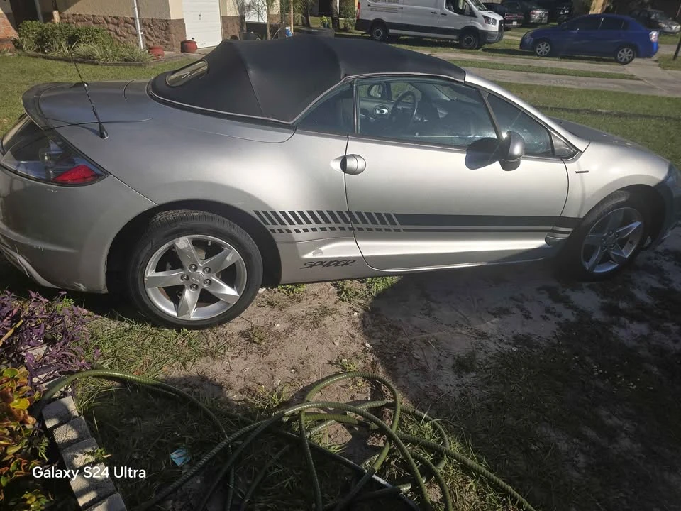 2009 Mitsubishi Eclipse 4th Gen - Image 2 of 11
