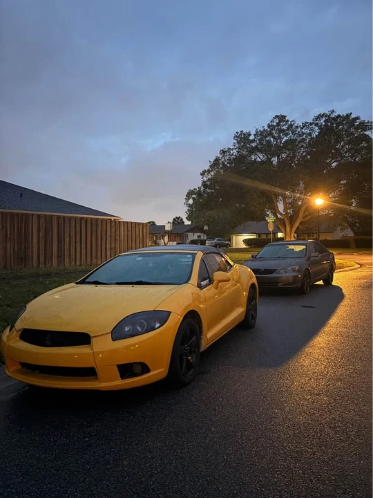 2009 Mitsubishi Eclipse 4th Gen - Image 3 of 12