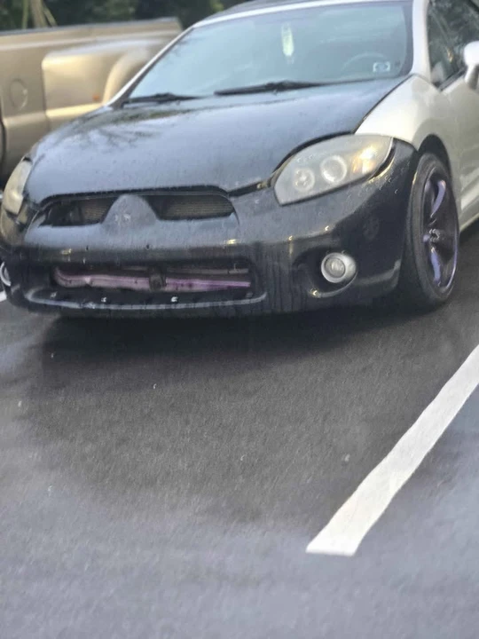 2009 Mitsubishi Eclipse 3rd Gen - Image 4 of 5