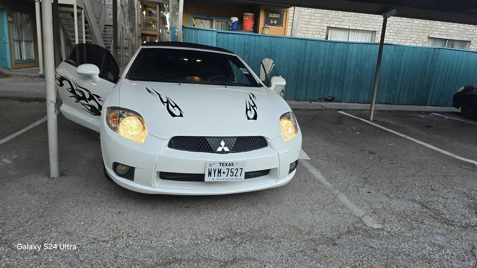 2009 Mitsubishi Eclipse 4th Gen - Image 4 of 4