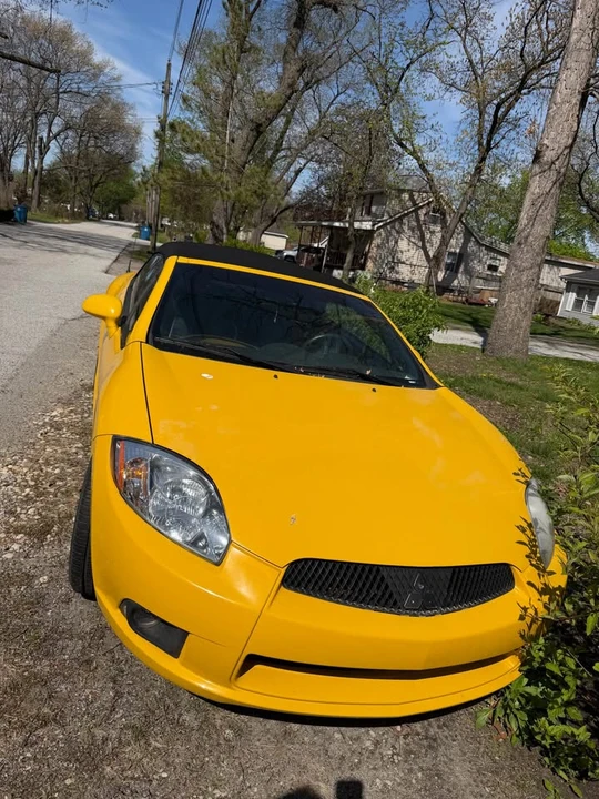 2009 Mitsubishi Eclipse 4th Gen - Image 2 of 4