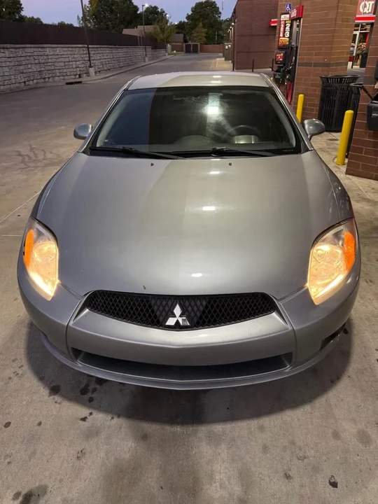 2009 Mitsubishi Eclipse 3rd Gen - Image 8 of 10