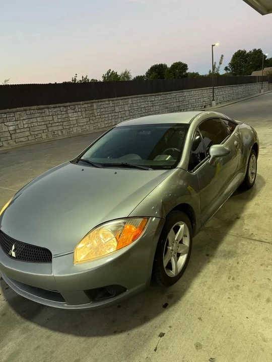 2009 Mitsubishi Eclipse 3rd Gen - Image 5 of 10