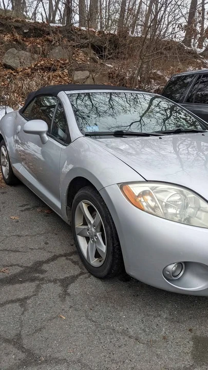 2009 Mitsubishi Eclipse 4th Gen - Image 2 of 8
