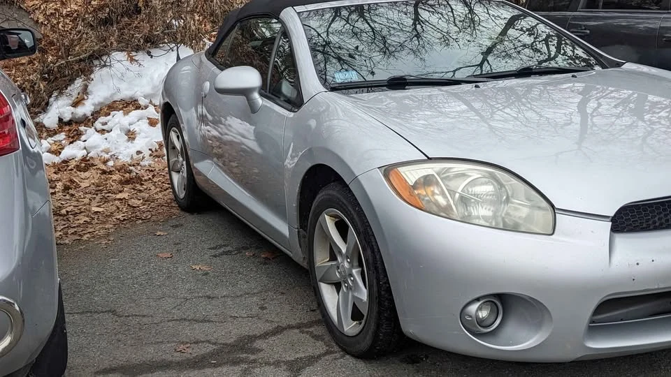 2009 Mitsubishi Eclipse 4th Gen - Image 3 of 8