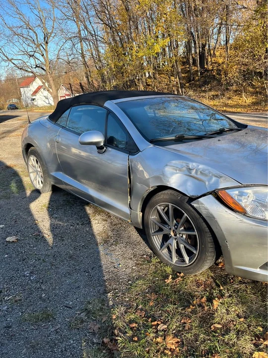2009 Mitsubishi Eclipse 4th Gen - Image 3 of 4